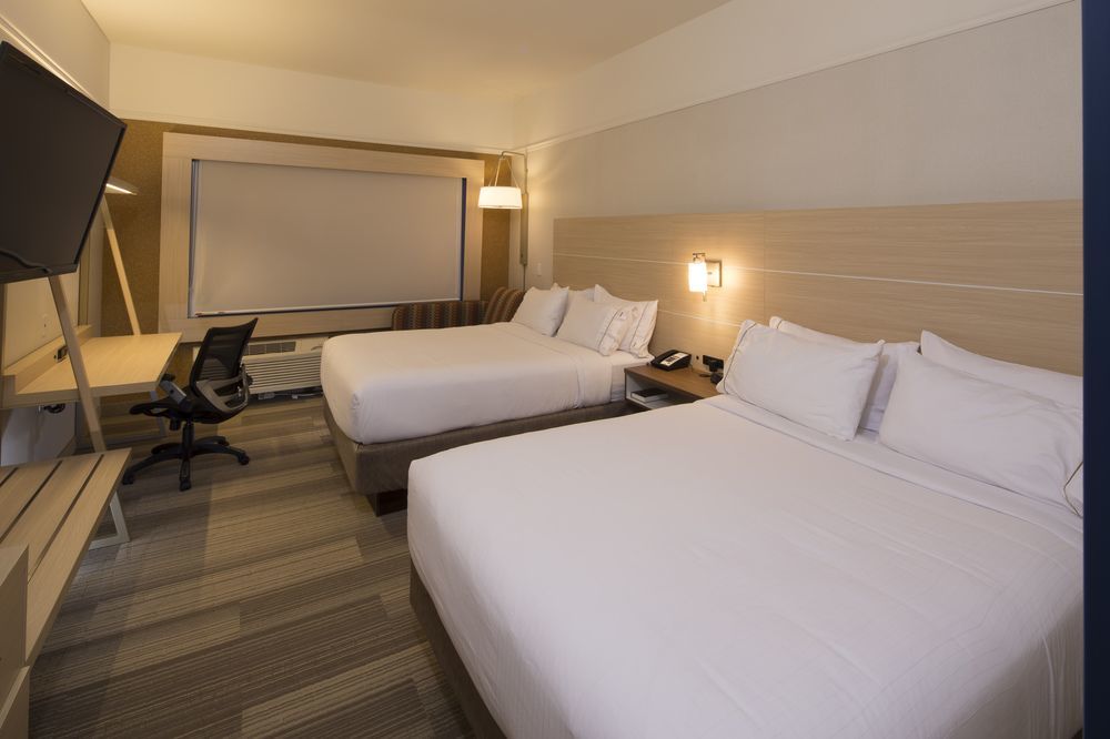 Holiday Inn Express & Suites La Porte, An Ihg Hotel Exterior photo